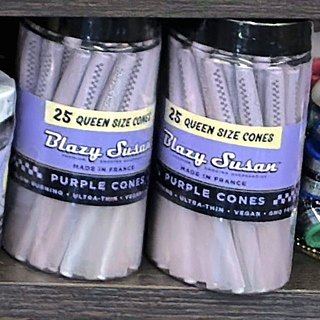 Blazy Susan Queen Size Cones (25 per jar) on the shelf at Glen Smoke Shop