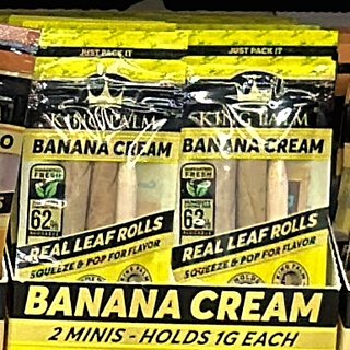 King Palm Banana Cream Real Leaf Rolls on the shelf at Glen Smoke Shop