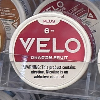 VELO Dragon Fruit nicotine pouches