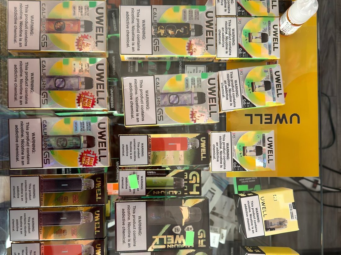 Uwell Caliburn pod kits in the lit hardware case