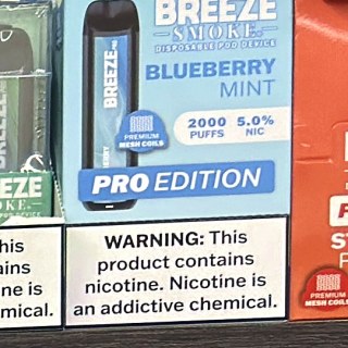 Breeze Smoke Pro Edition 2000 Blueberry Mint on the shelf at Glen Smoke Shop
