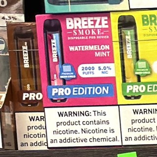 Breeze Smoke Pro Edition 2000 Watermelon Mint on the shelf at Glen Smoke Shop